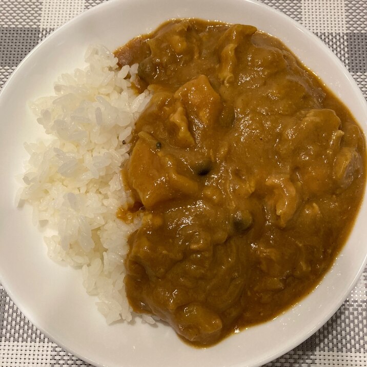 隠し味はりんごジャム☆フルーティなカレー♪